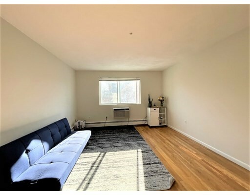 Property Photo: 6 McLean Pl 4 MA 02140