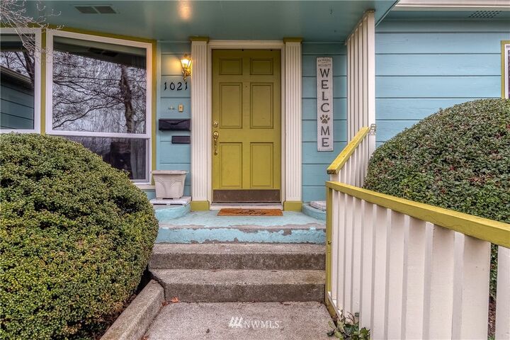 Property Photo: 1021 Catherine Street WA 99362
