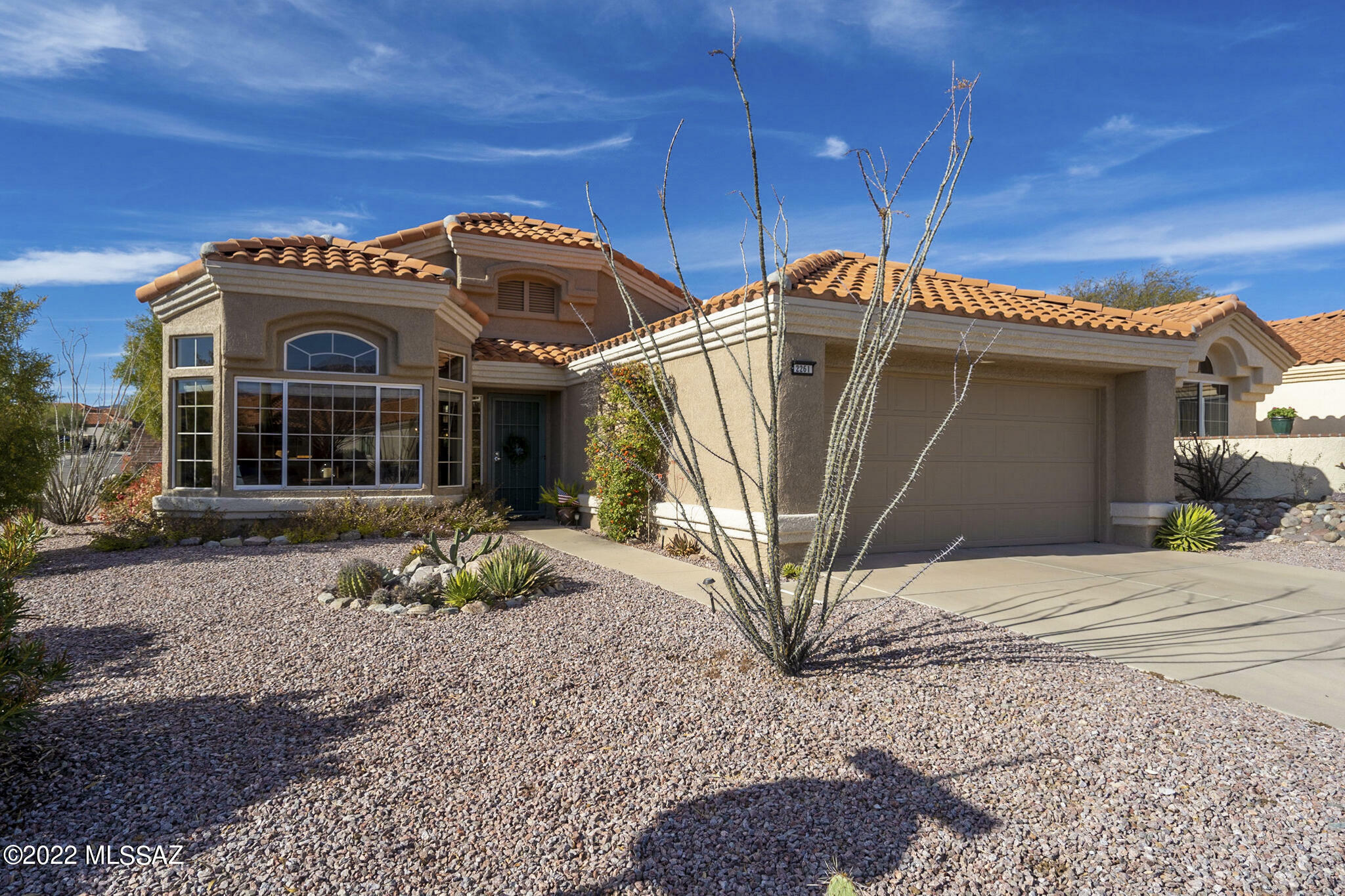 Property Photo:  2261 E Gerbera Way  AZ 85755 