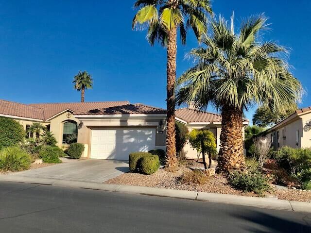 80230 Avenida Santa Olivia  Indio CA 92203 photo