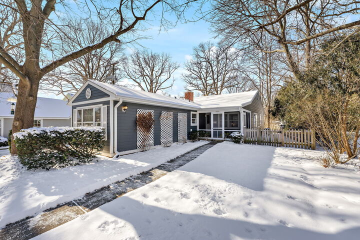 1930 Dale Avenue  Highland Park IL 60035 photo