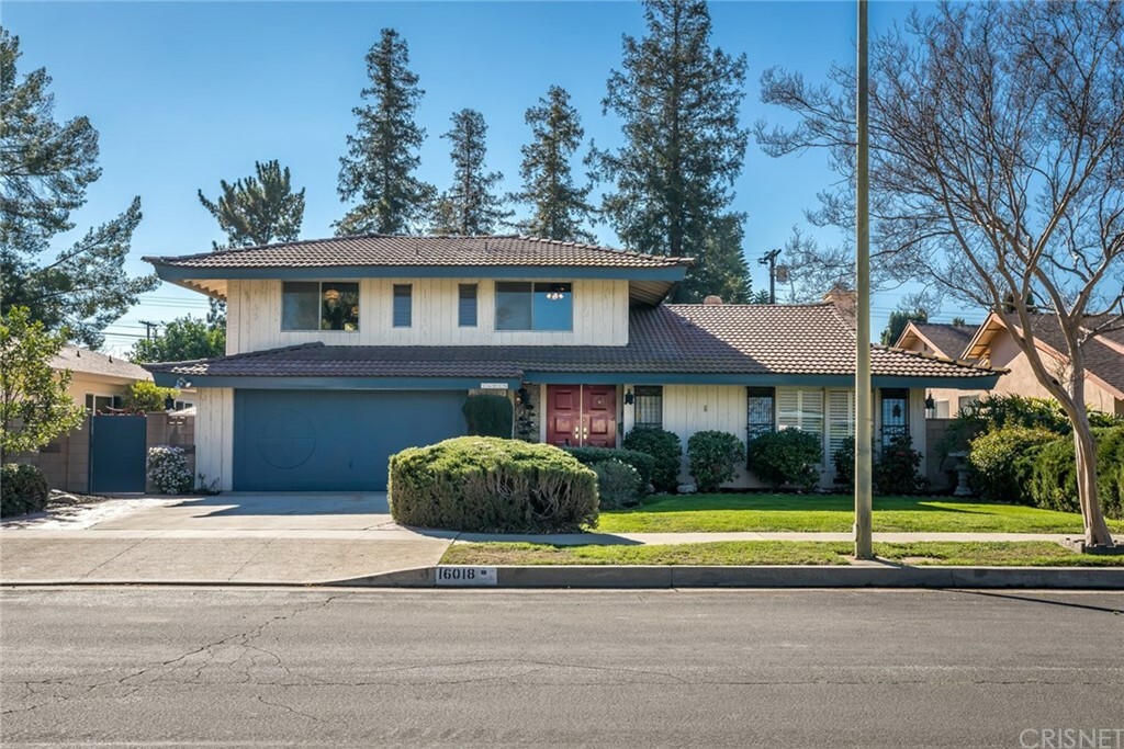 Property Photo:  16018 Londelius Street  CA 91343 