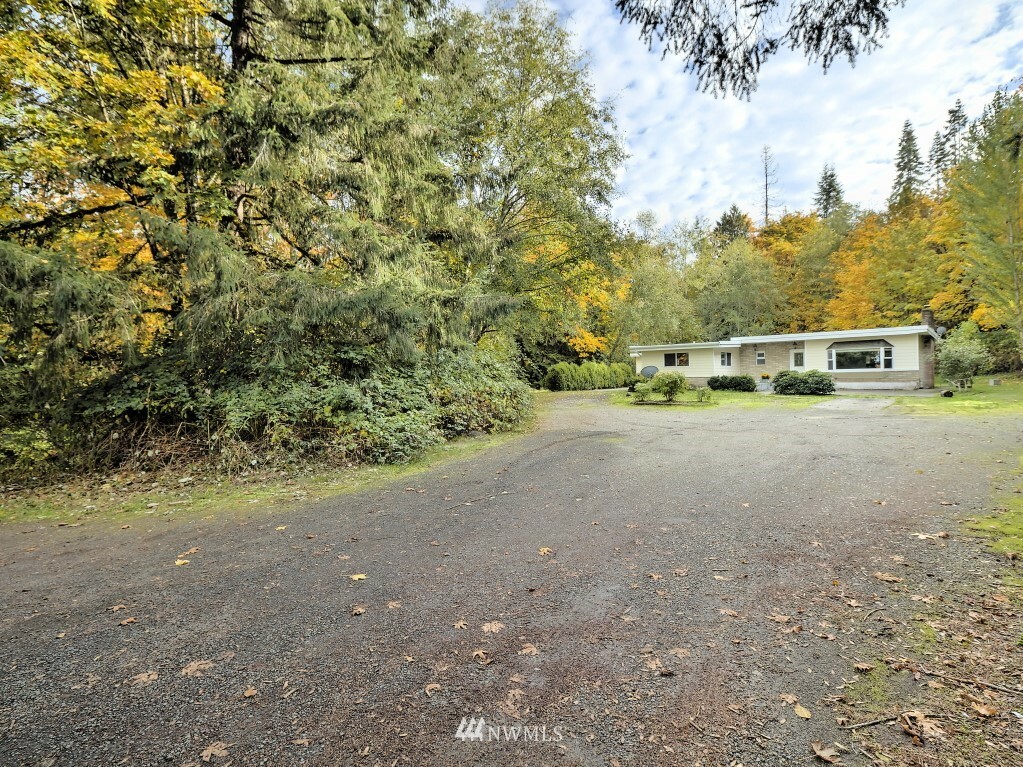 Property Photo:  17052 E State Rt 106  WA 98528 