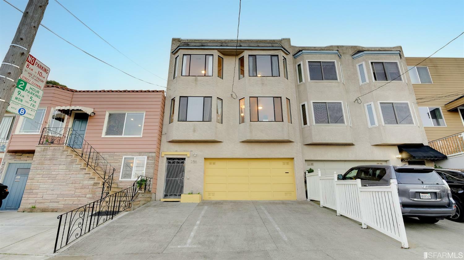 Property Photo:  235 Flournoy Street  CA 94112 