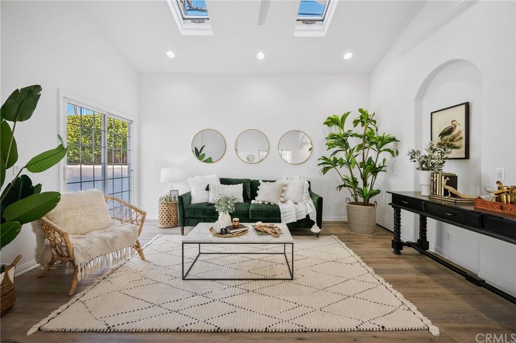 Property Photo:  101 W Esplanade  CA 92672 