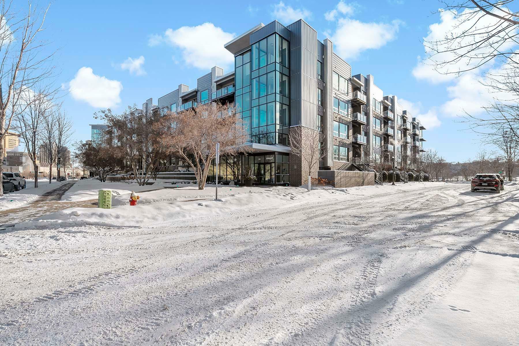 Property Photo: 284 Spring Street 211 MN 55102