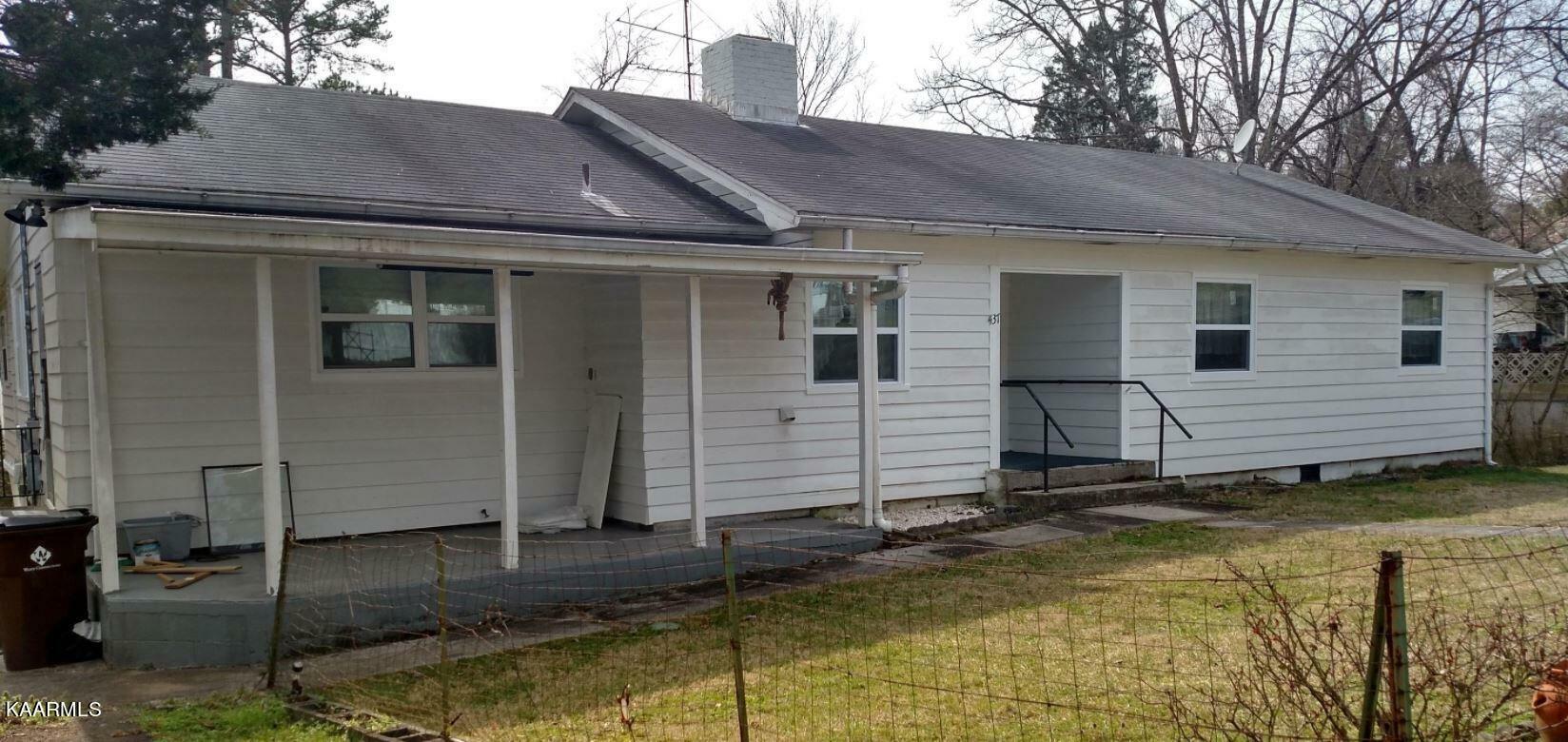 Property Photo:  437 Delaware Ave  TN 37830 