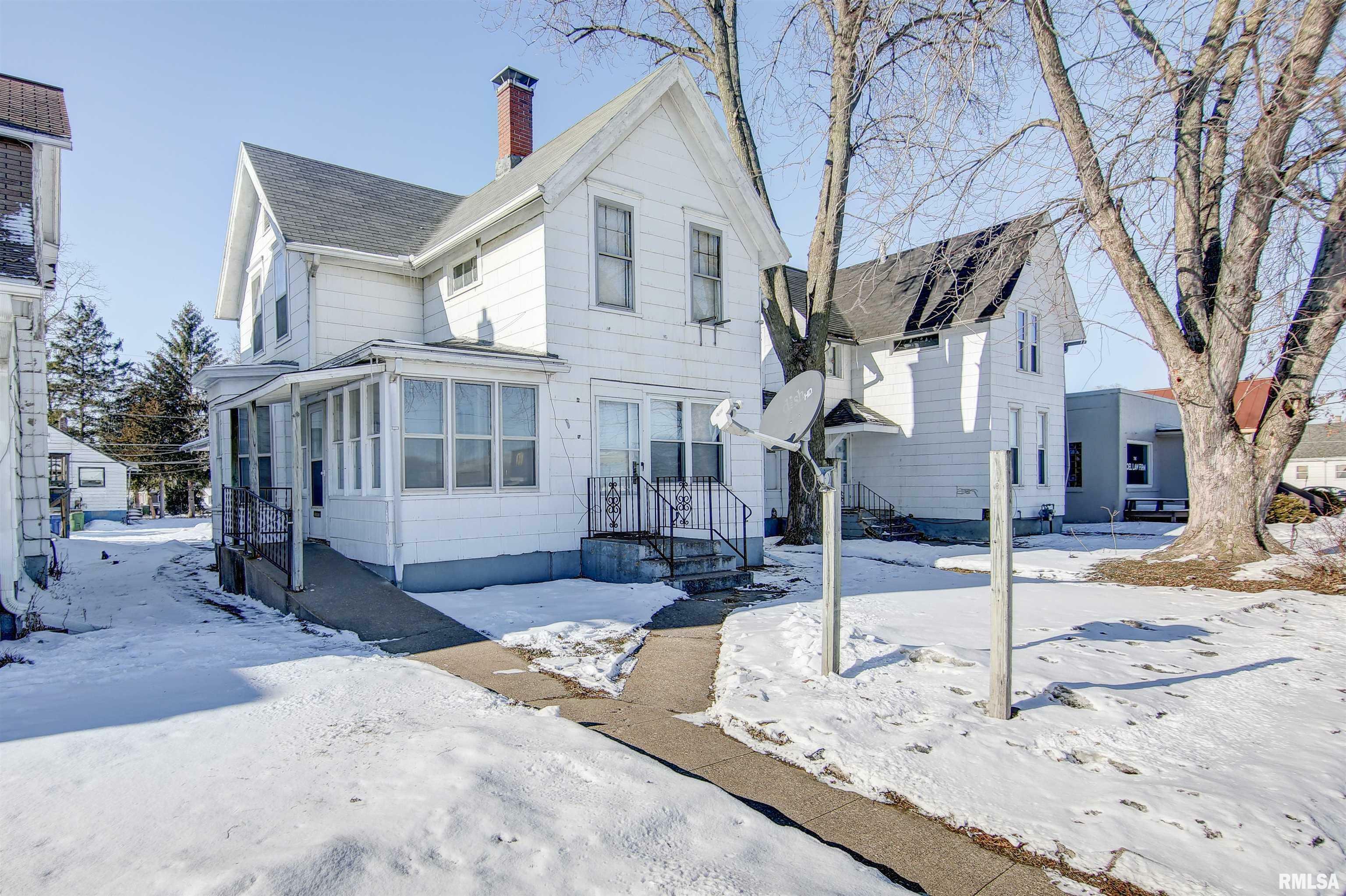 Property Photo:  716 N 2nd  IA 52732 