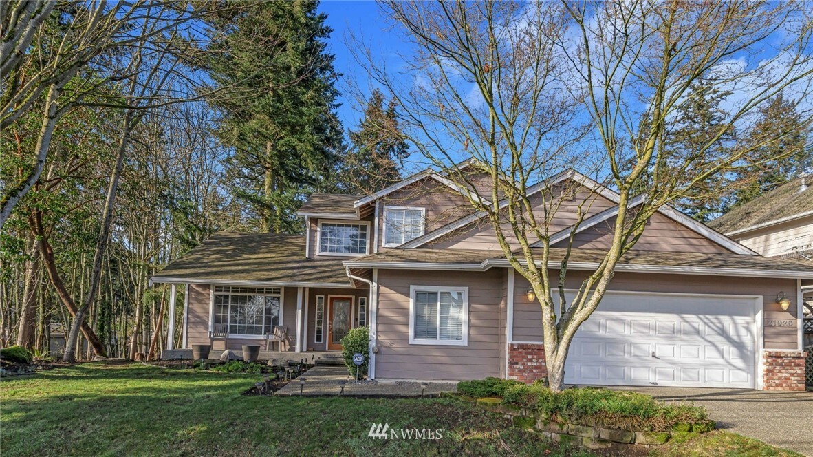 Property Photo:  21926 48th Avenue W  WA 98043 