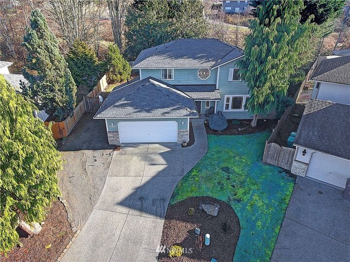 Property Photo:  7817 73rd Place NE  WA 98270 