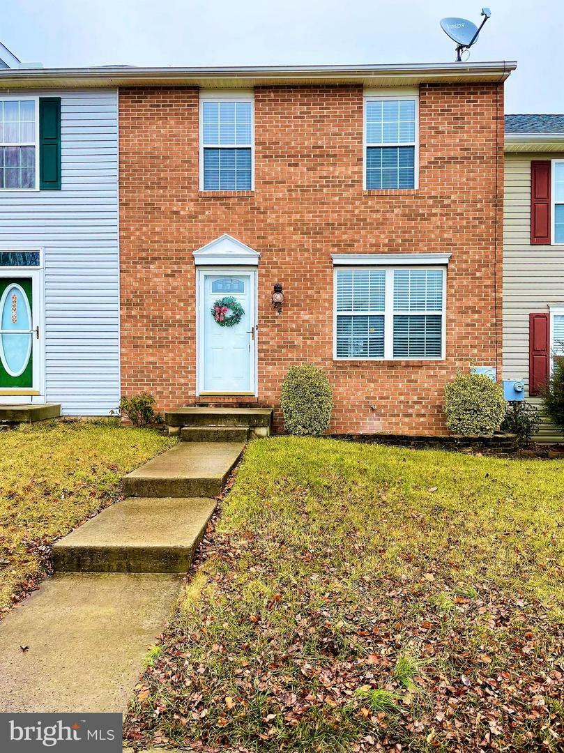 Property Photo:  124 Apple Grove Lane  PA 17340 