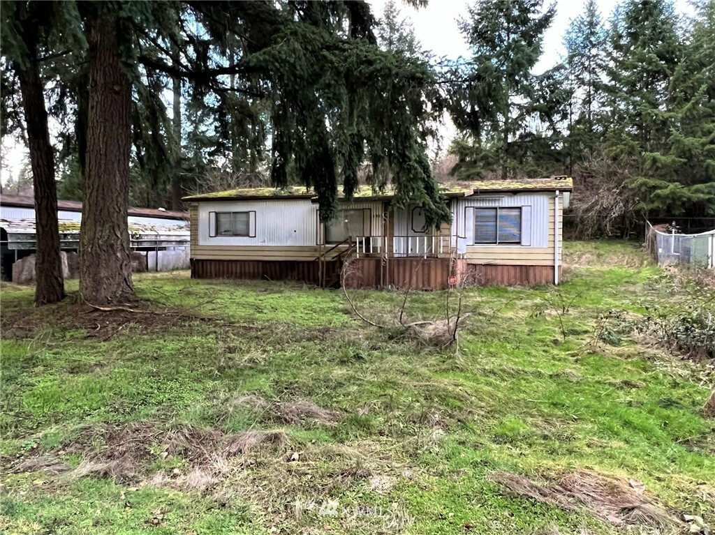 Property Photo:  5909 257th Street E  WA 98338 