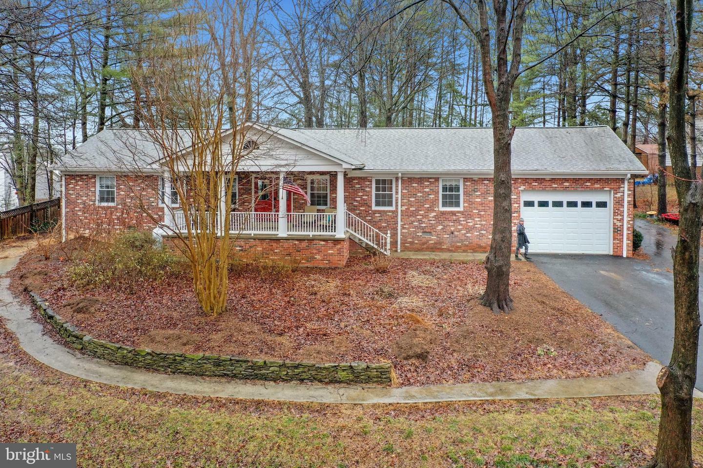 Property Photo:  13481 Carapace Court  VA 20112 