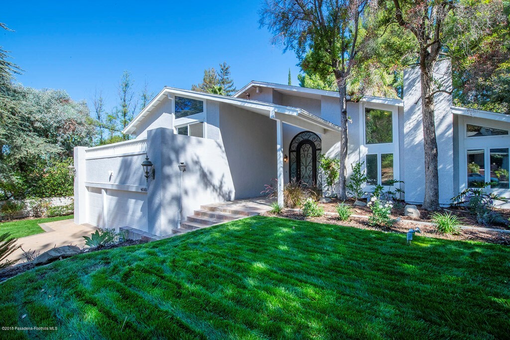 Property Photo:  4610 Winnetka Avenue  CA 91364 