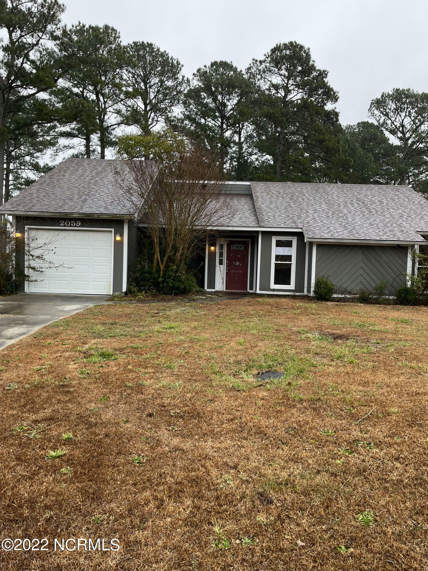 Property Photo:  2059 Hunters Ridge Drive  NC 28544 