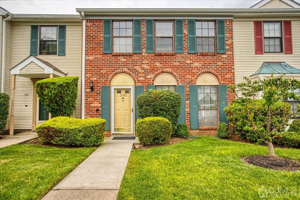 Property Photo: 230 Bromley Place 230 NJ 08816