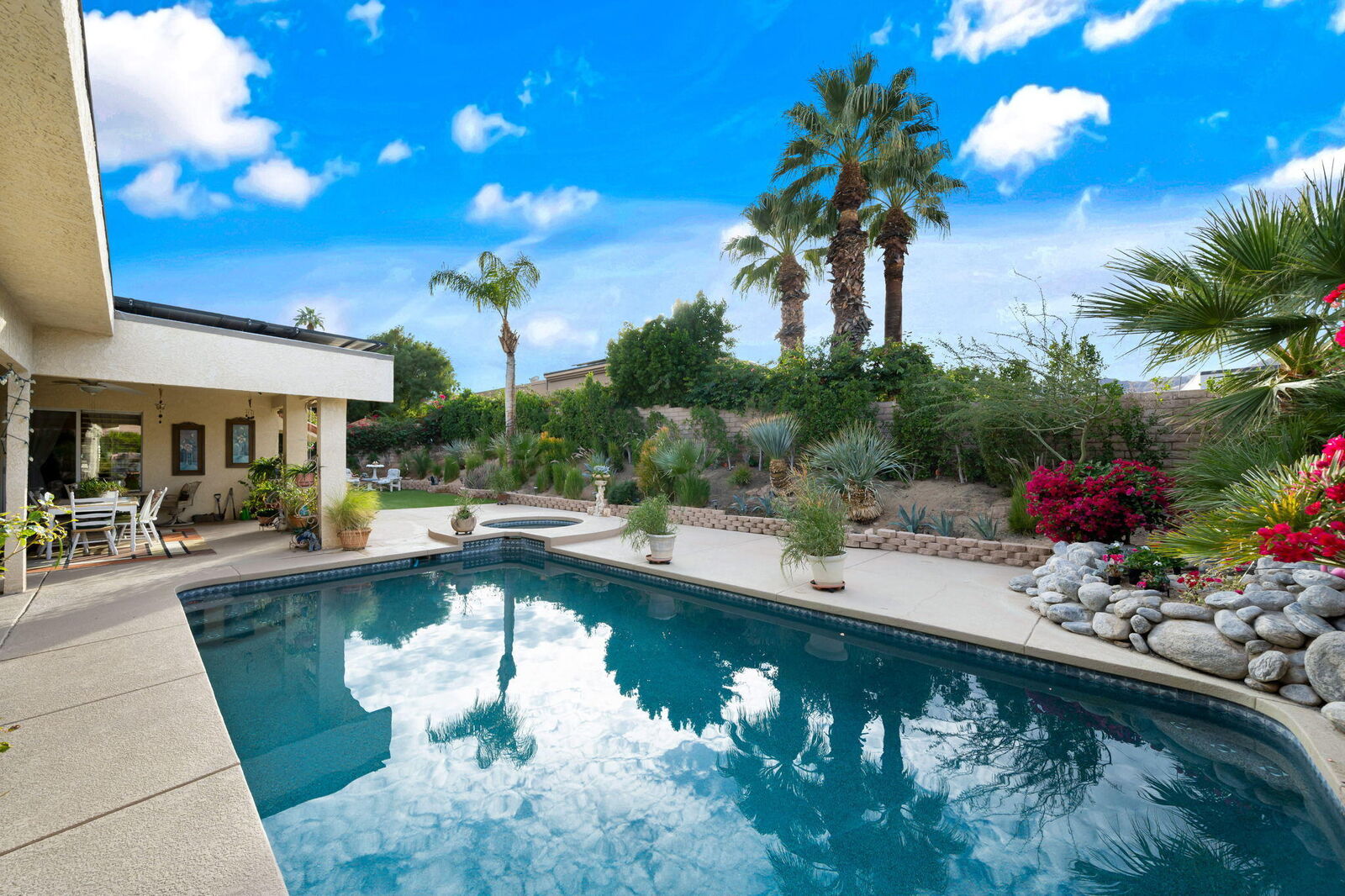 Property Photo:  48989 Barberry Lane  CA 92260 