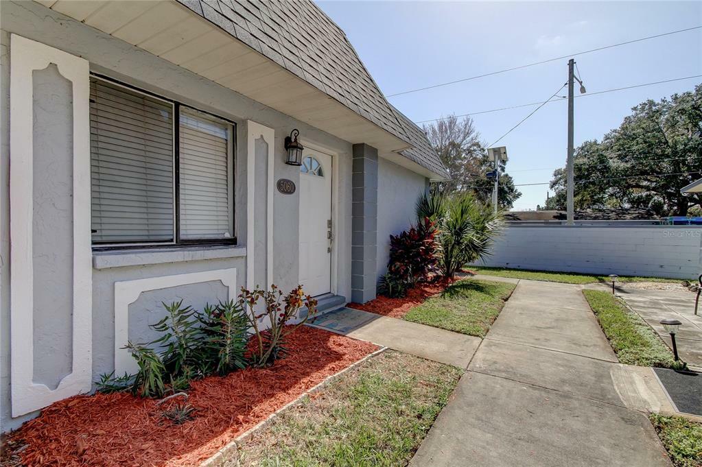 Property Photo:  5060 70th Place N 5060  FL 33781 