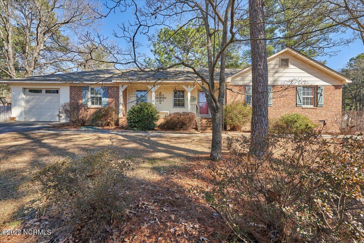 Property Photo:  1025 Devonshire Trail  NC 28315 