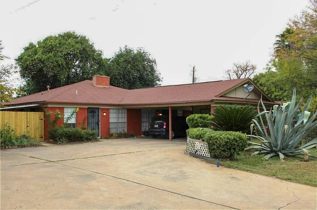 Property Photo:  9906 Randall Drive A  TX 78753 