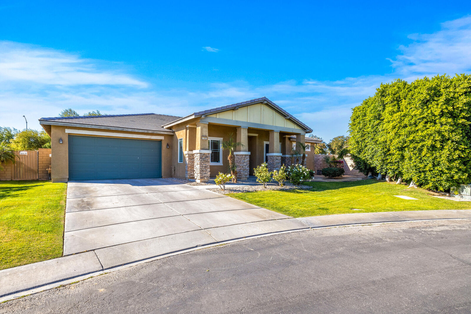 Property Photo:  41063 Manchester Street  CA 92203 