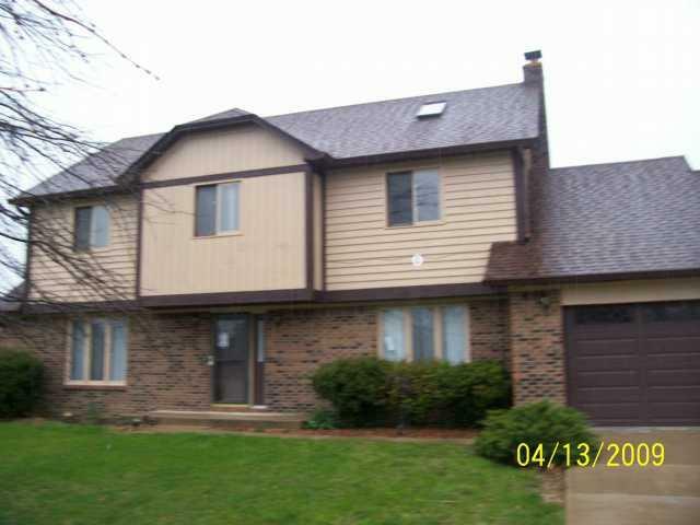 11470 Capistrano Court  Indianapolis IN 46236 photo