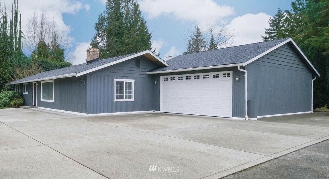 Property Photo:  8410 55th Avenue NE  WA 98270 