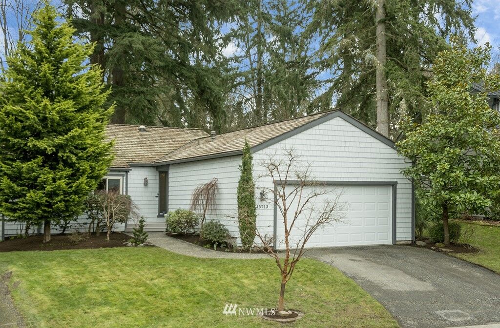 Property Photo:  15713 NE 59th Way  WA 98052 