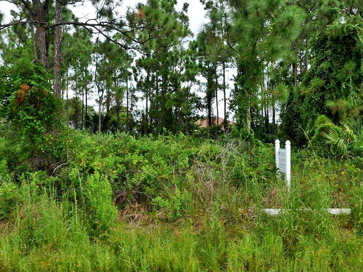 Property Photo:  2185 SW Devon Avenue  FL 34953 