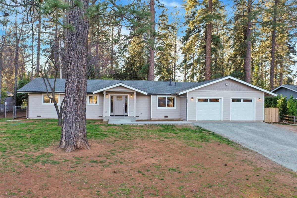 Property Photo: 10842 Lynwood Lane CA 95945