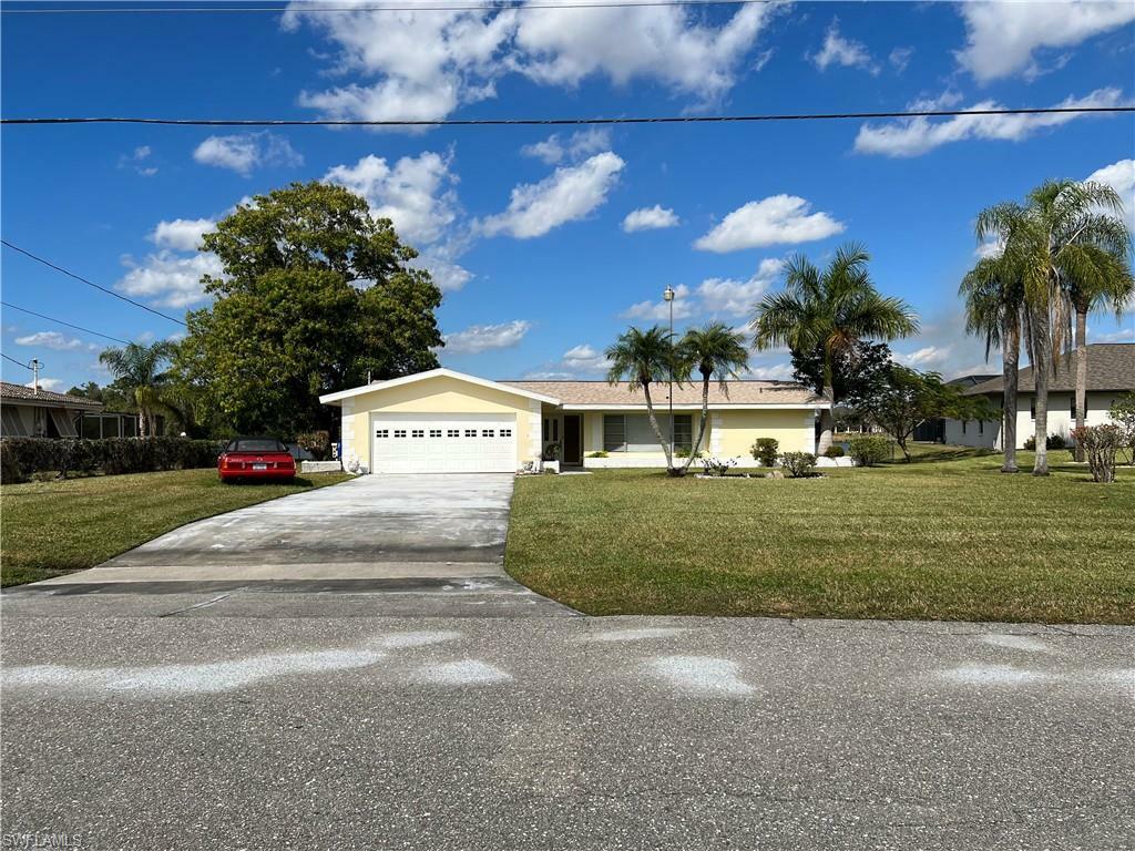 Property Photo:  13826 River Forest Drive  FL 33905 