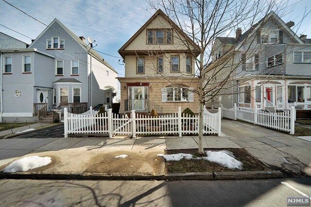 Property Photo:  496 Devon Street  NJ 07032 