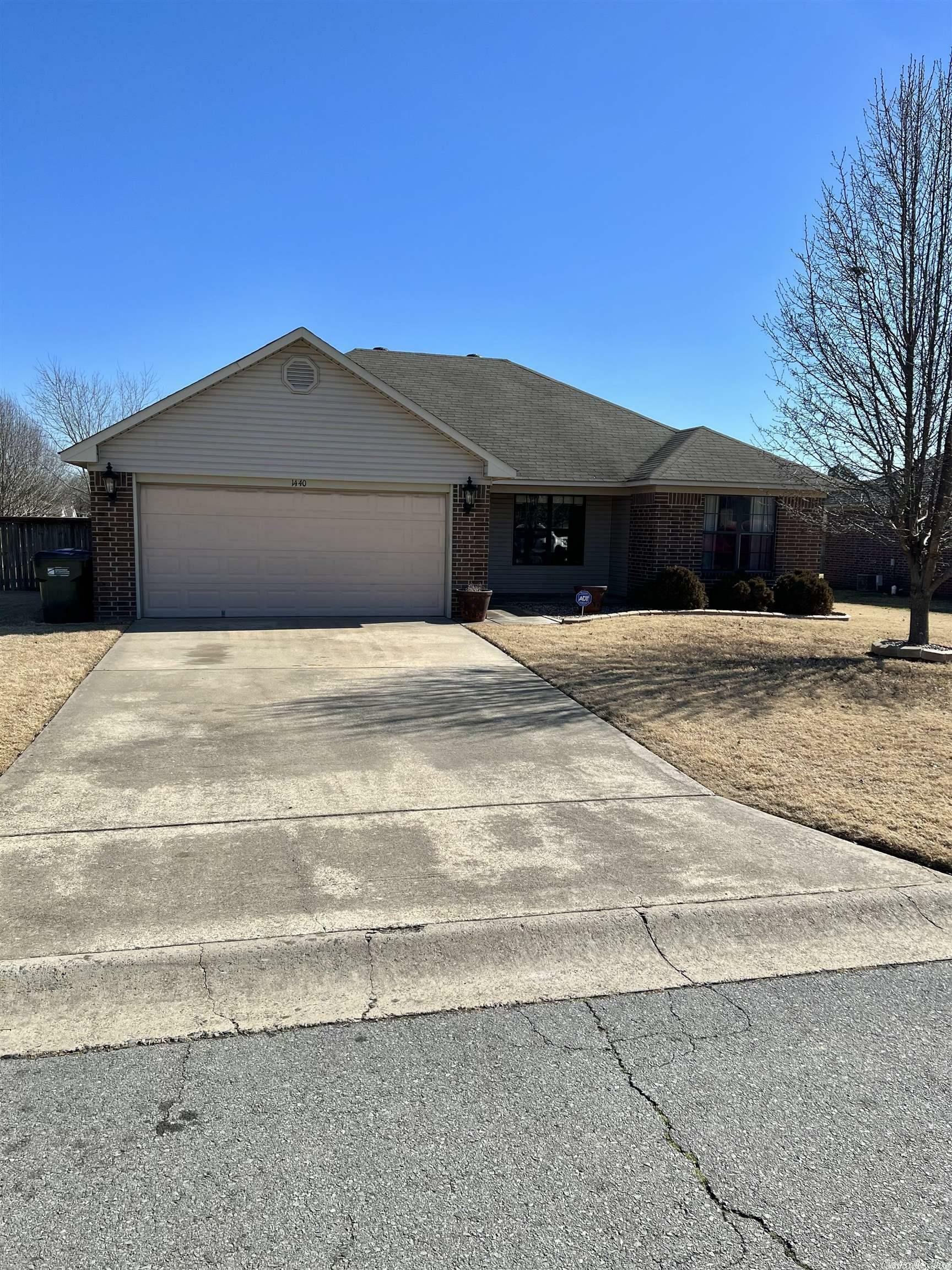 Property Photo:  1440 Ola Street  AR 72032 