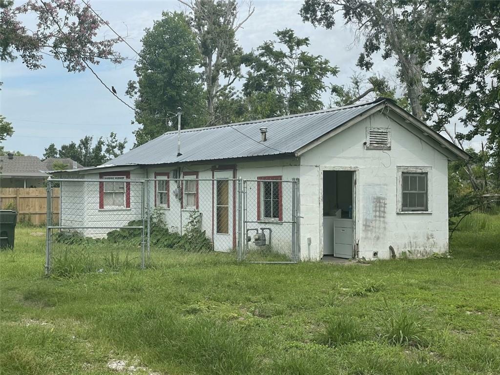 2206 Stanton Street  Lake Charles LA 70601 photo