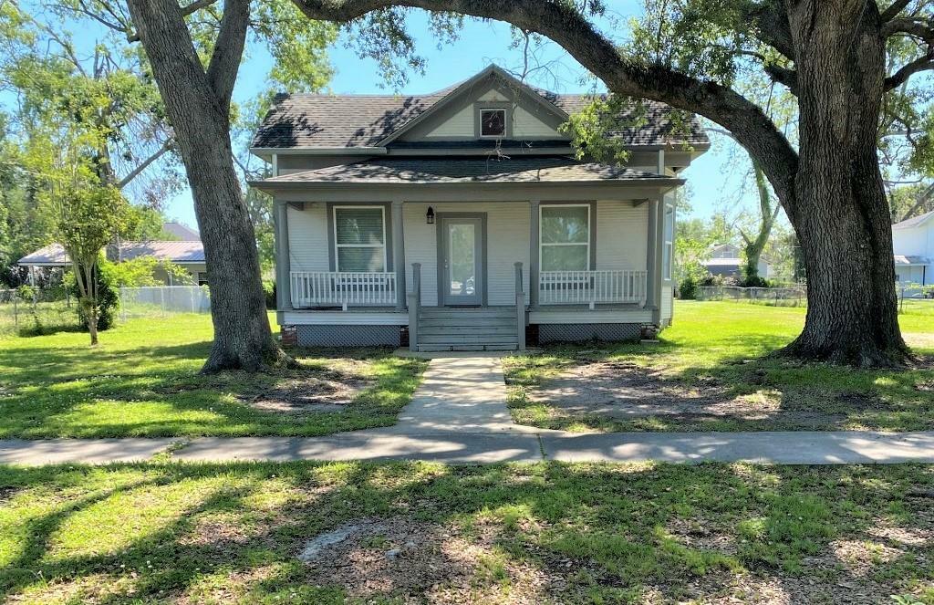 Property Photo:  1405 Eddy Street  LA 70668 