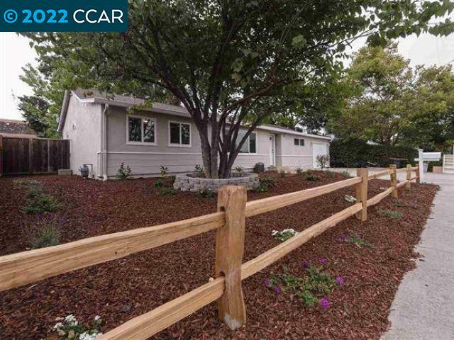 Property Photo: 1591 Peach Pl CA 94518