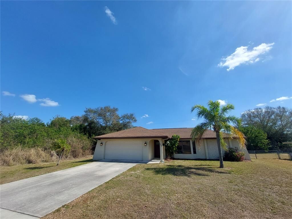 Property Photo:  309 Timbruce Lane NW  FL 33952 