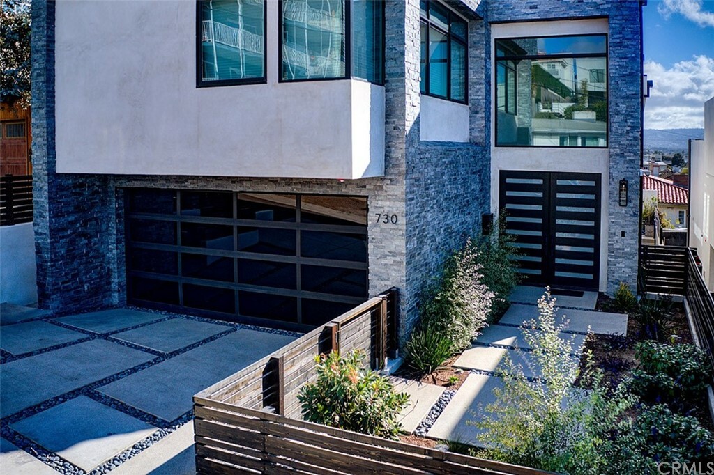 Property Photo: 730 24th Place Place CA 90254