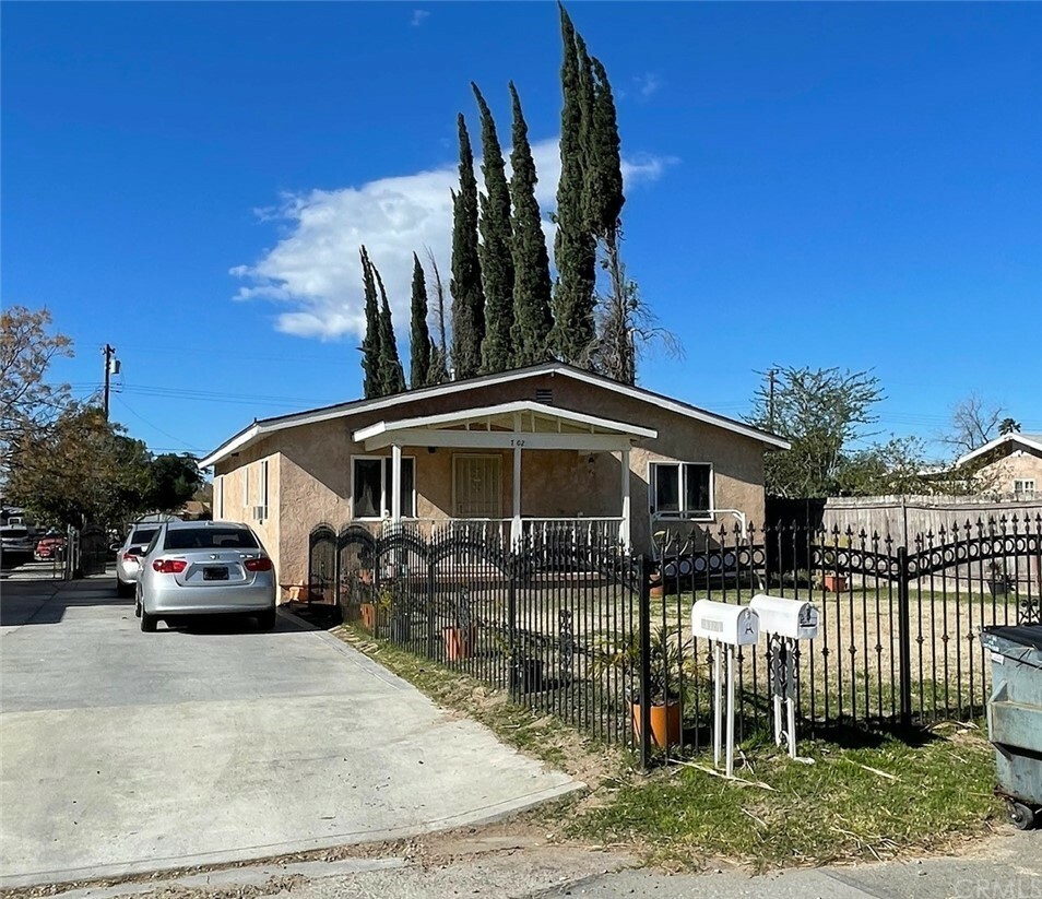 Property Photo:  7102 Glasgow Avenue A &Amp B  CA 92404 