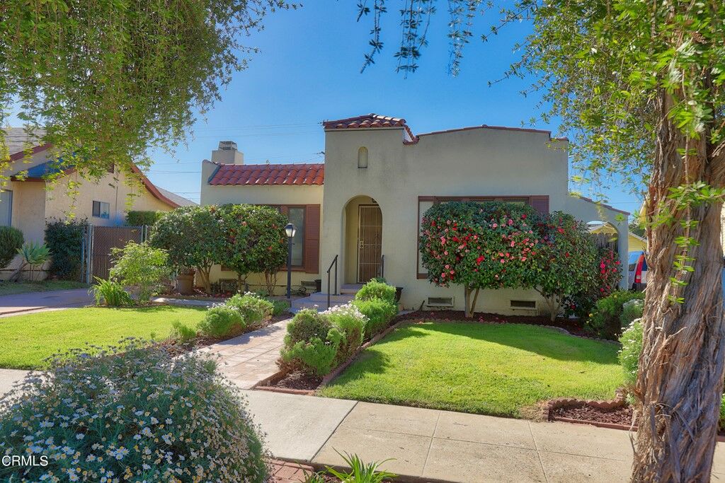 Property Photo: 652 Pioneer Drive CA 91203