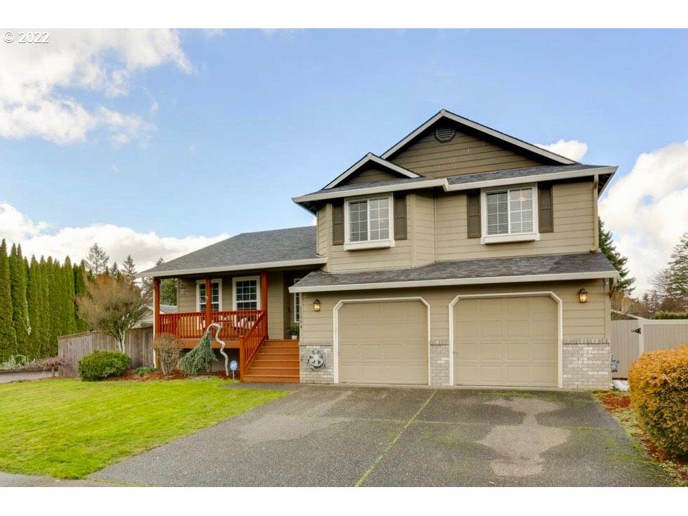 Property Photo:  11004 NE 36th Ave  WA 98686 