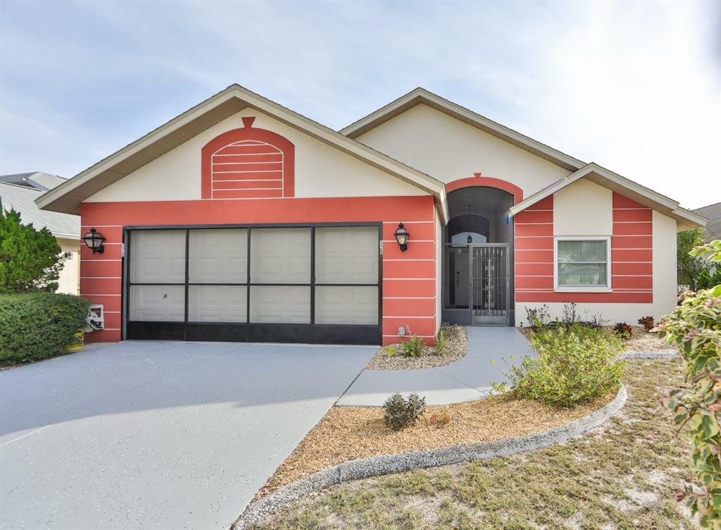 Property Photo:  329 Northway Drive  FL 33573 