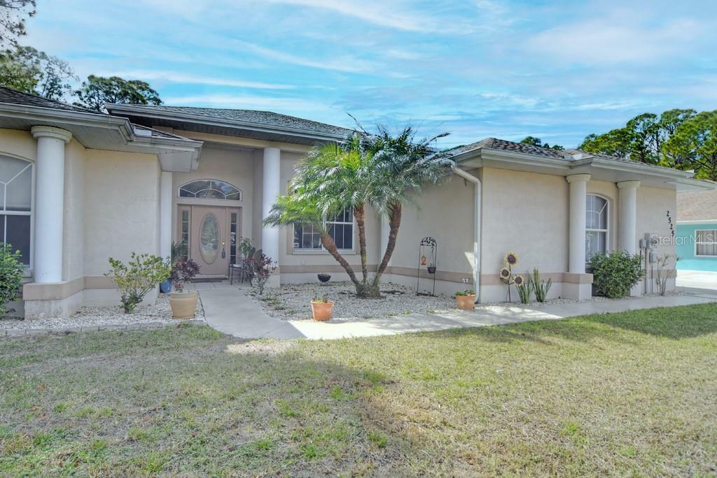 Property Photo:  2525 Traverse Avenue  FL 34286 