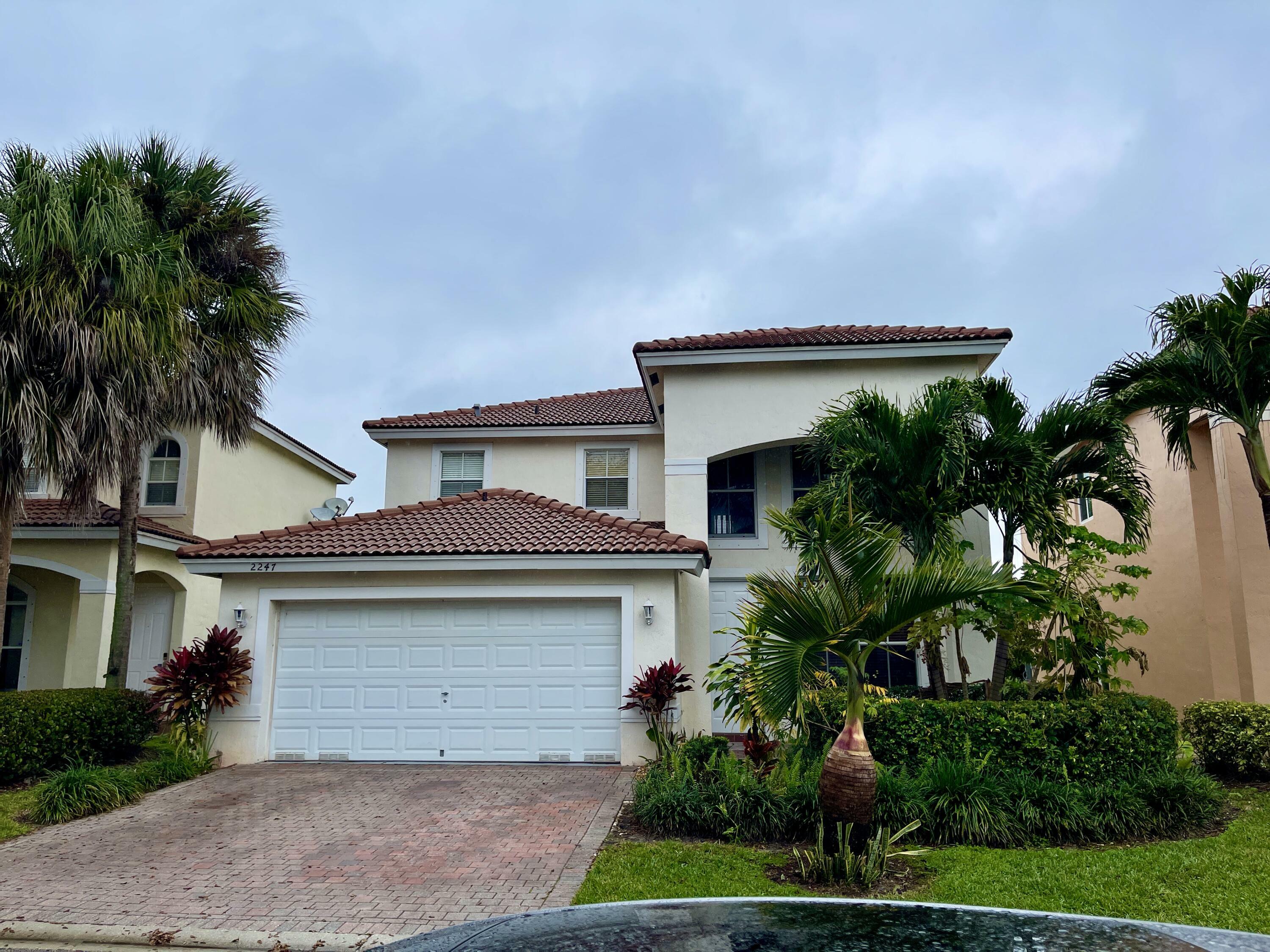 Property Photo:  2247 NW 77th Terrace  FL 33024 