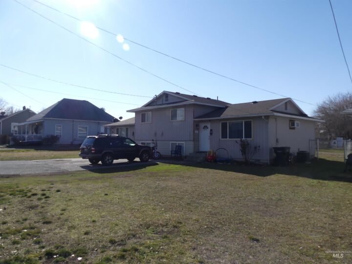 1050 McCarroll St  Clarkston ID 99403 photo