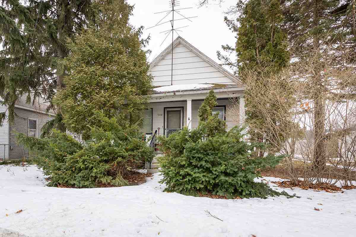 Property Photo:  708 19th St  MI 48708 