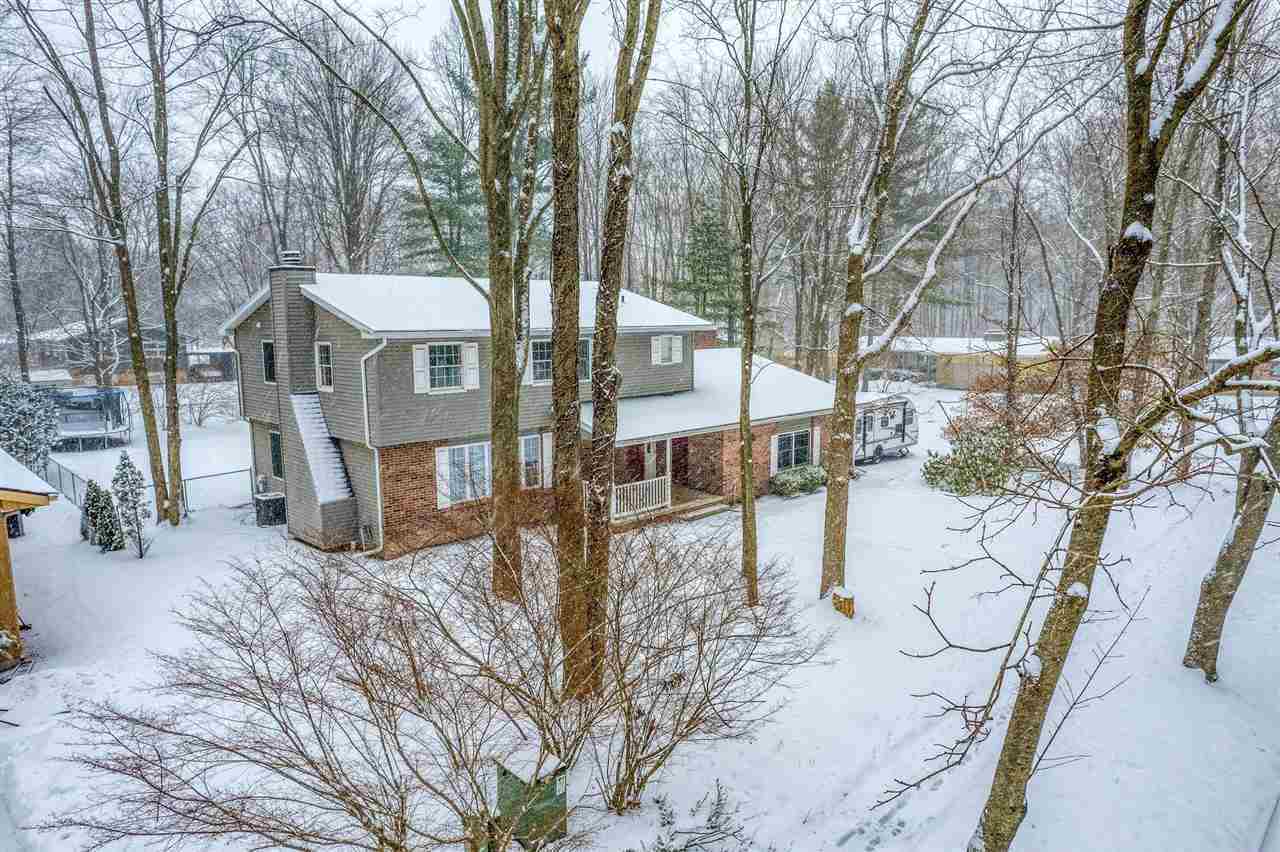 Property Photo:  5700 Woodbridge  MI 48640 