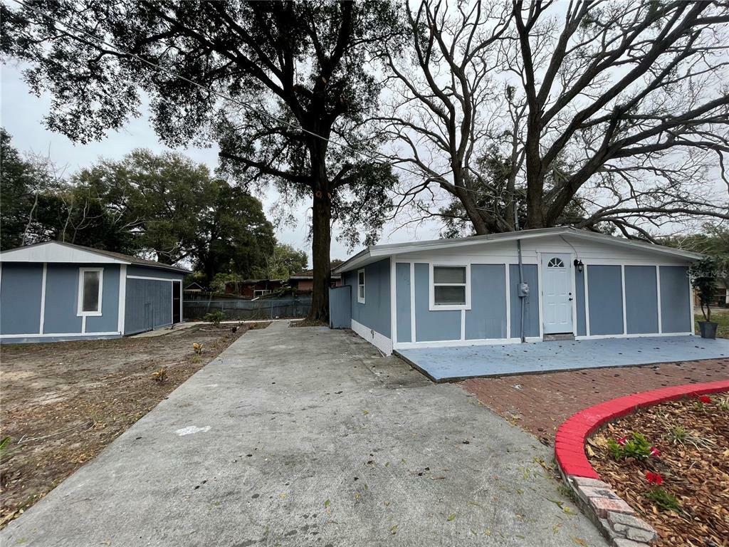 Property Photo:  9402 N 16th Street  FL 33612 