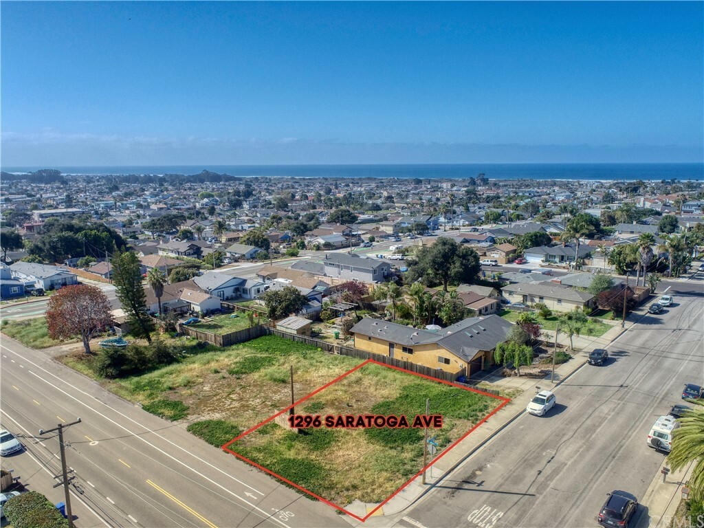 Property Photo:  1296 Saratoga Avenue  CA 93433 