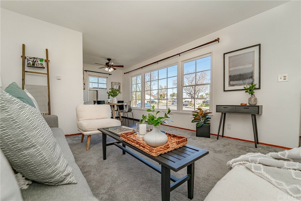 Property Photo: 6530 Dashwood Street CA 90713